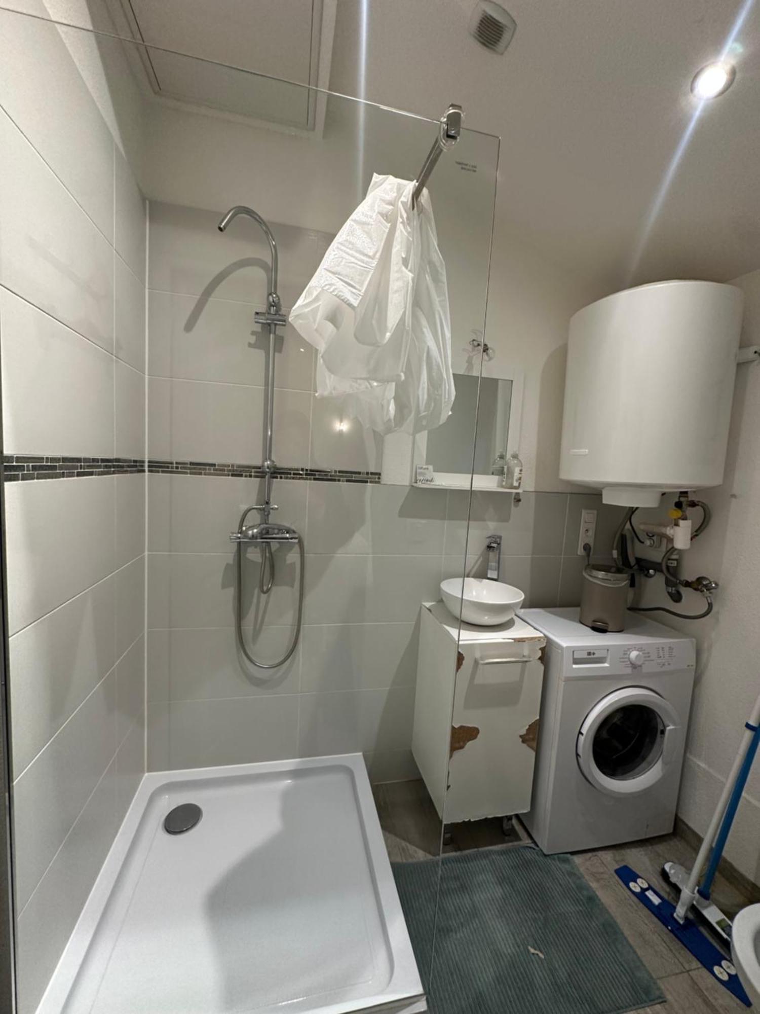 # Le 6 # Joli Petit Studio ! Centre Ville Au Calme Mulhouse Dış mekan fotoğraf